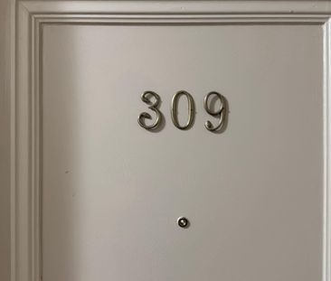 For Lease - 740 Eglinton Avenue Unit# 309, Toronto, Ontario - Photo 5