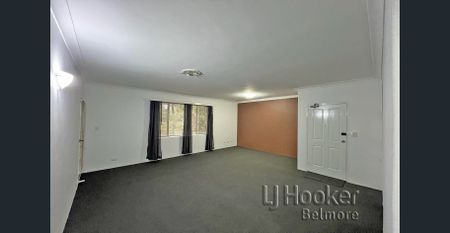 SPACIOUS RESIDENCE WITH OVERSIZED GARAGE - Photo 2