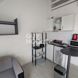 Location d'un appartement F1 meublé avec mezzanine à TOURS GARE - Photo 2