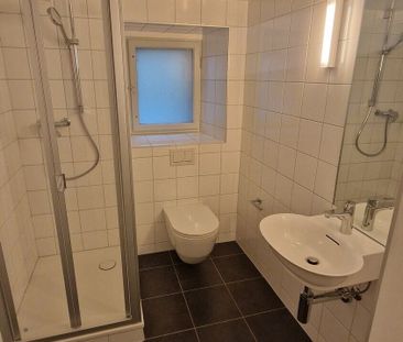 Appartement 2.5 pièces rénové en vieille ville de Fribourg - Foto 4