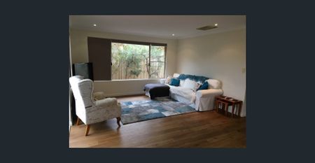 Convenient 3x1 Near Currambine Central! - Photo 2