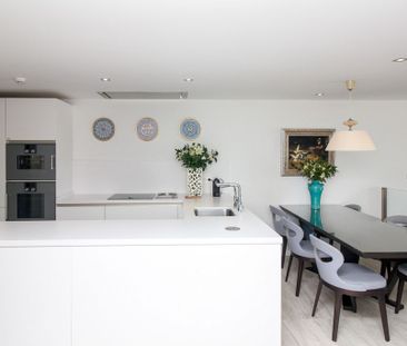 4 room luxury House for rent in Marbella, Andalusia - Photo 4