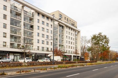 Ładny apartament, 2 balkony, garderoba, Metro - Photo 2