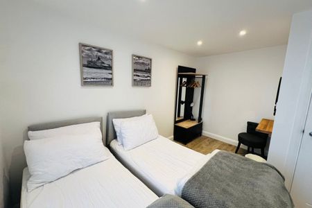 Marine Parade - Photo 2