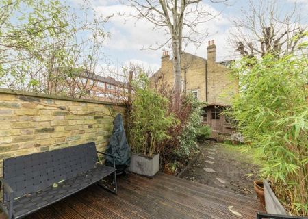 Bedford Hill, SW12 9HL, London - Photo 2