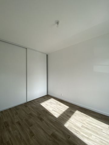 LOCATION APPARTEMENT TROIS PIECES MEUBLE - Photo 3