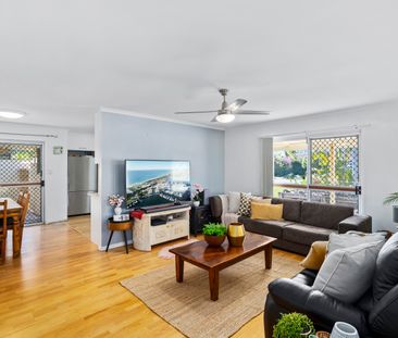 36 Harran Street, Southport QLD 4215 - House For Rent | Domain - Photo 2