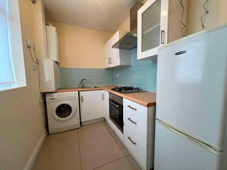 Clarendon Park Road, Clarendon Park, Leicester, LE2 - Photo 4