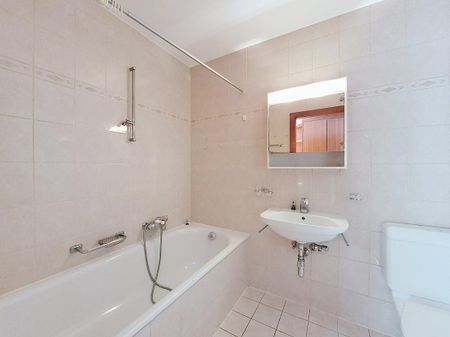 Sion, appartement de 2.5 pièces à l’ouest de la ville avec place de parc - Photo 3