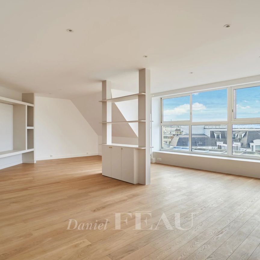 Tout savoir sur cet appartement dans le quartier Triangle d'Or, à Paris 8ème - Photo 1
