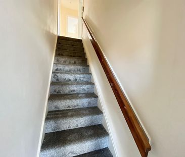 2 bedroom maisonette to rent - Photo 6