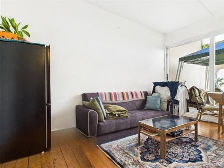 3 bedroom apartment to rent - Photo 2