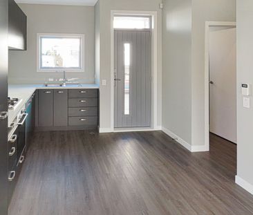 Waterloo Living - Photo 3