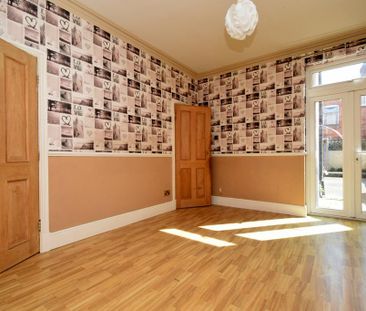 3 bedroom terraced house to rent - Photo 2