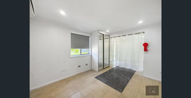 Modern Granny Flat - Photo 1