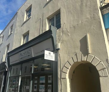 3 bedroom flat to rent - Photo 1