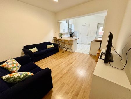 5 Bed Terraced House, Pomona St, S11 - Photo 2