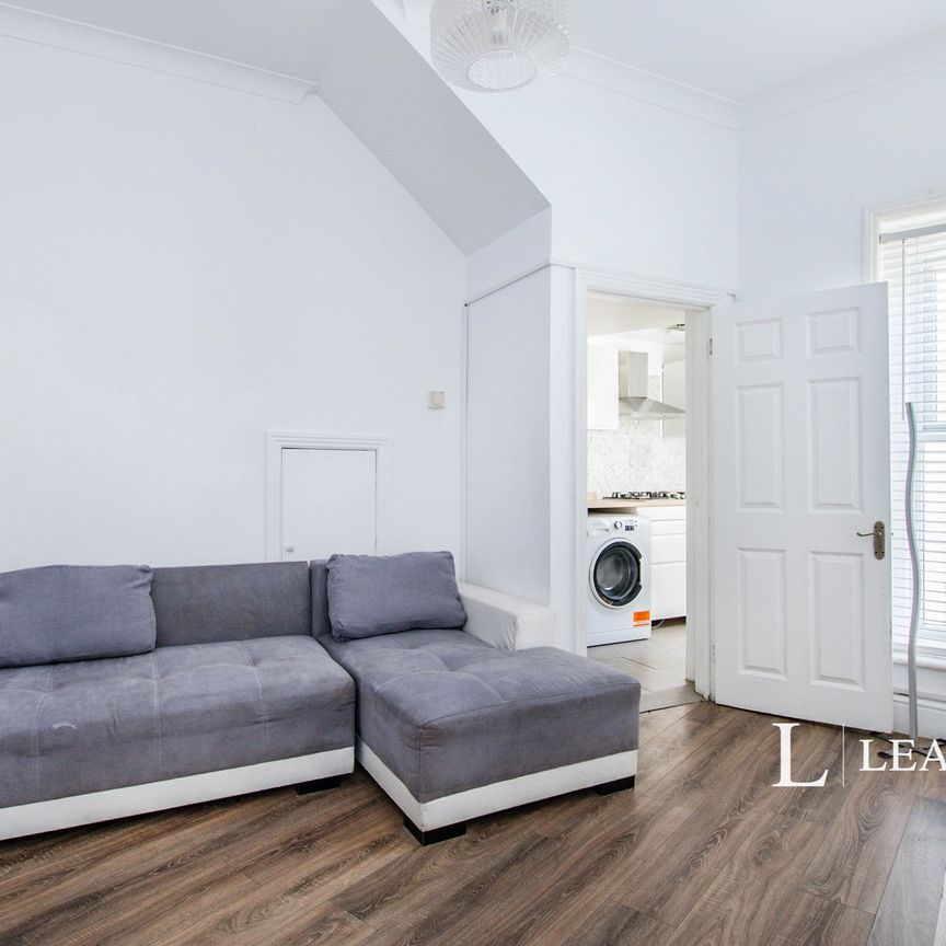 2 bedroom apartment to rent Tregonwell Road, Bournemouth, BH2 - Photo 1