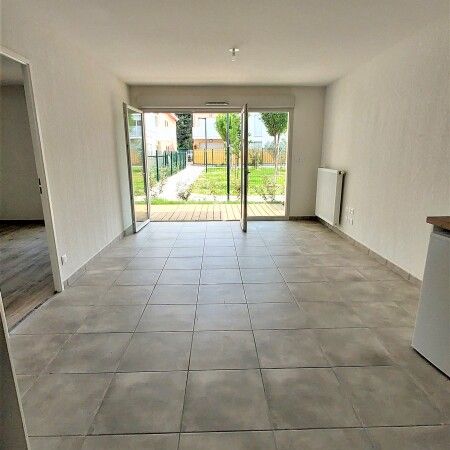 Location Appartement 2 pièces 41m² FONSORBES 31470 - Photo 1