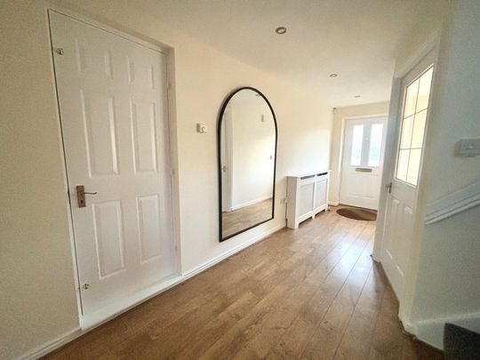 38 Hornbeam Close, S43 - Photo 1