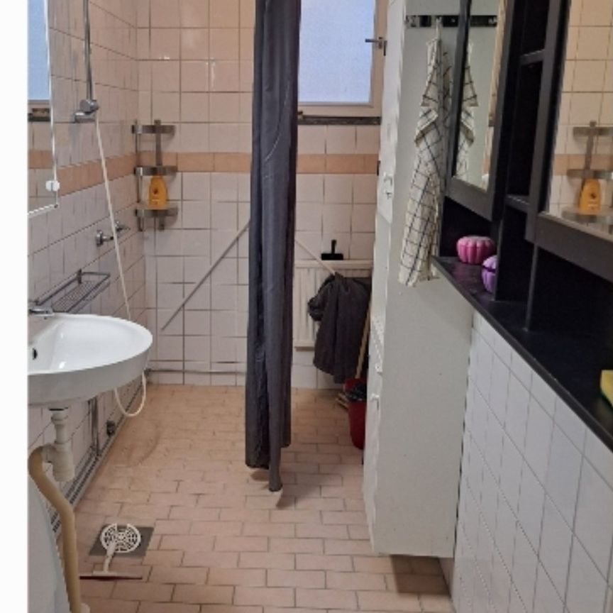 Duvbovägen, Spånga - Foto 1