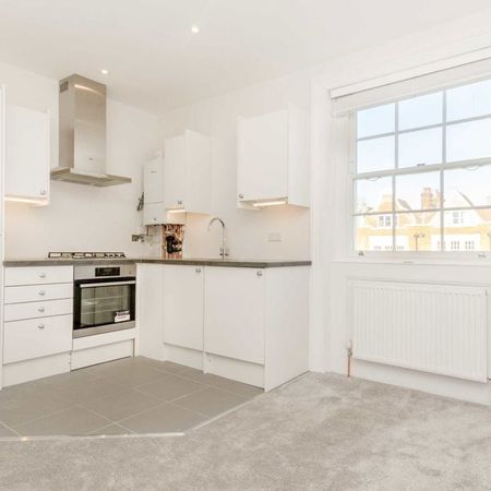 Chiswick High Road, W4 2ND, London - Photo 3