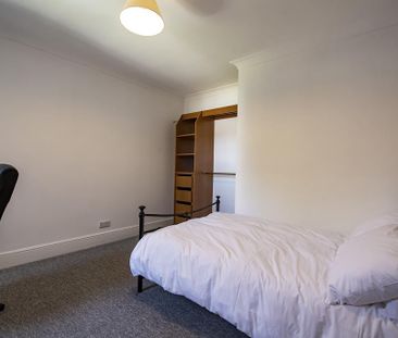 Bournemouth Capstone Road Charminster, BH8, Dorset - Photo 2