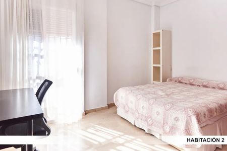 Calle Hernán Ruiz, Sevilla, Andalusia 41006 - Photo 5