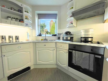 Upper Maze Hill, St. Leonards, TN38 0LD - Photo 4