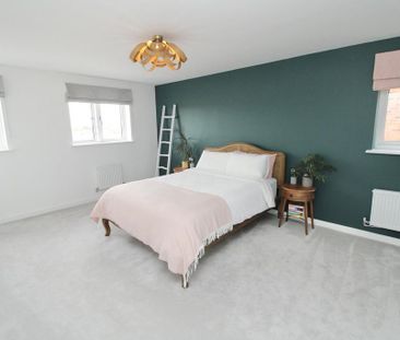 3 bedroom detached house to rent - Photo 5