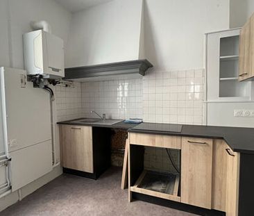 Appartement 4 pièces 84m2 REIMS 930 euros - Photo 1