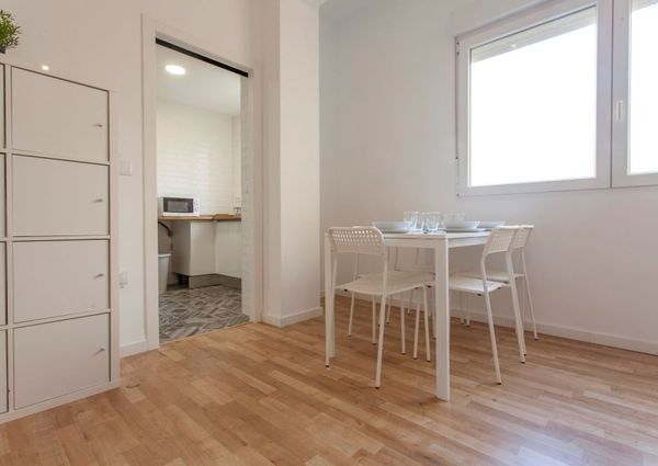 Room with double bed in Actor Llorens Street