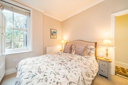 Queensmill Road, SW6, London - Photo 3