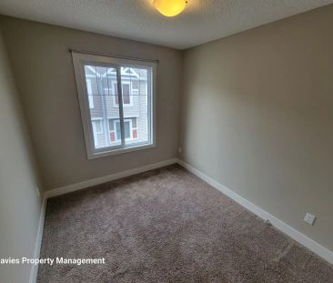 415 Clareview Road NW - #38 — Townhome - Photo 2
