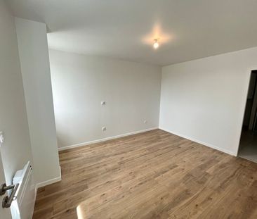 Location Appartement 2 pièces 43m² - Photo 2