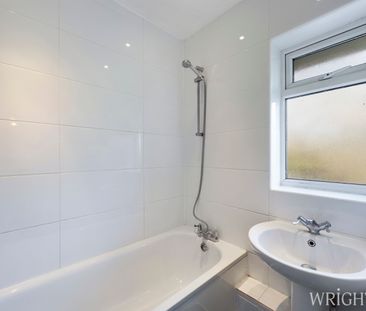 3 bedroom House - BUSHEY LEY - Photo 6