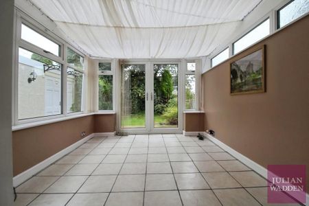 3 bedroom semi-detached house to rent - Photo 5