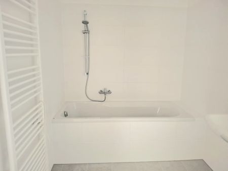 Helle 3-Zimmer-Erstbezugswohnung im Grünen – modern, komfortabel & einladend - Photo 2