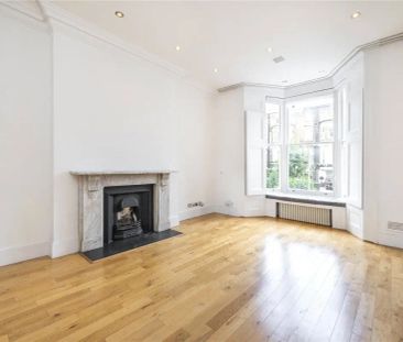 5 bedroom house in Belsize Park - Photo 1