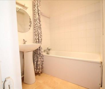 Location appartement 1 pièce 28.17 m² à Lille (59000) LILLE PORTE D... - Photo 2