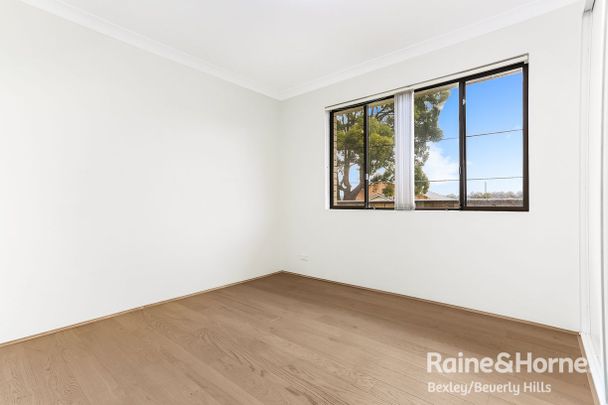 2/76 Noble Street, Allawah, NSW 2218 - Photo 1