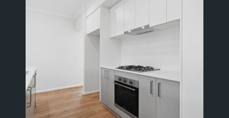 Stylish 3x2 Home for Rent in Woodvale - Photo 3