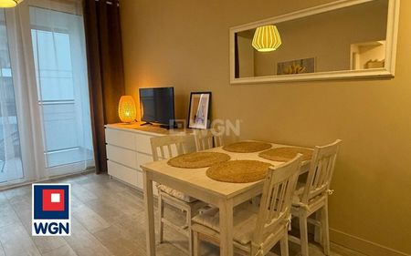 Mieszkanie na wynajem Warszawa - 2 pokoje przy metrze, balkon, garaż - Photo 4