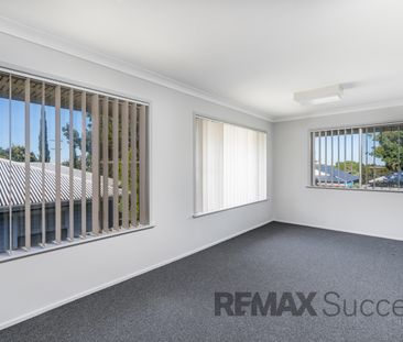 115 Ramsay Street, Centenary Heights QLD 4350 - House For Rent | Do... - Photo 2