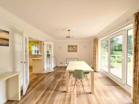 3 Bedroom Apartment - Photo 3