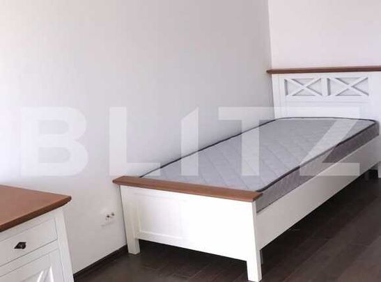 4 camere, 135 mp, terasa, prima inchiriere, parcare, zona strazii Plopilor - Photo 1
