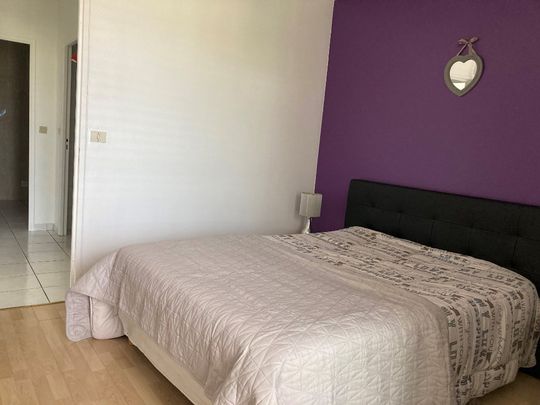 Appartement T2 A Louer - Lyon 7eme Arrondissement - 42.19 M2 - Photo 1