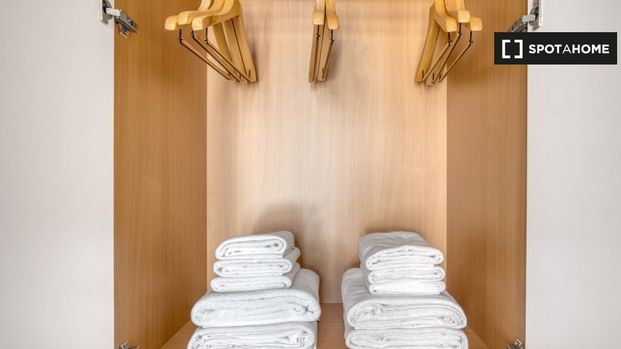 madrid, Community of Madrid 28008 - Photo 1