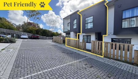 New Build Terrace House Next to Royal Reserve - Photo 3