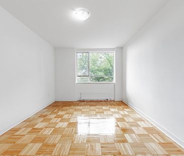 For Lease - 165 Cosburn Avenue Unit# 315, Toronto, Ontario - Photo 1